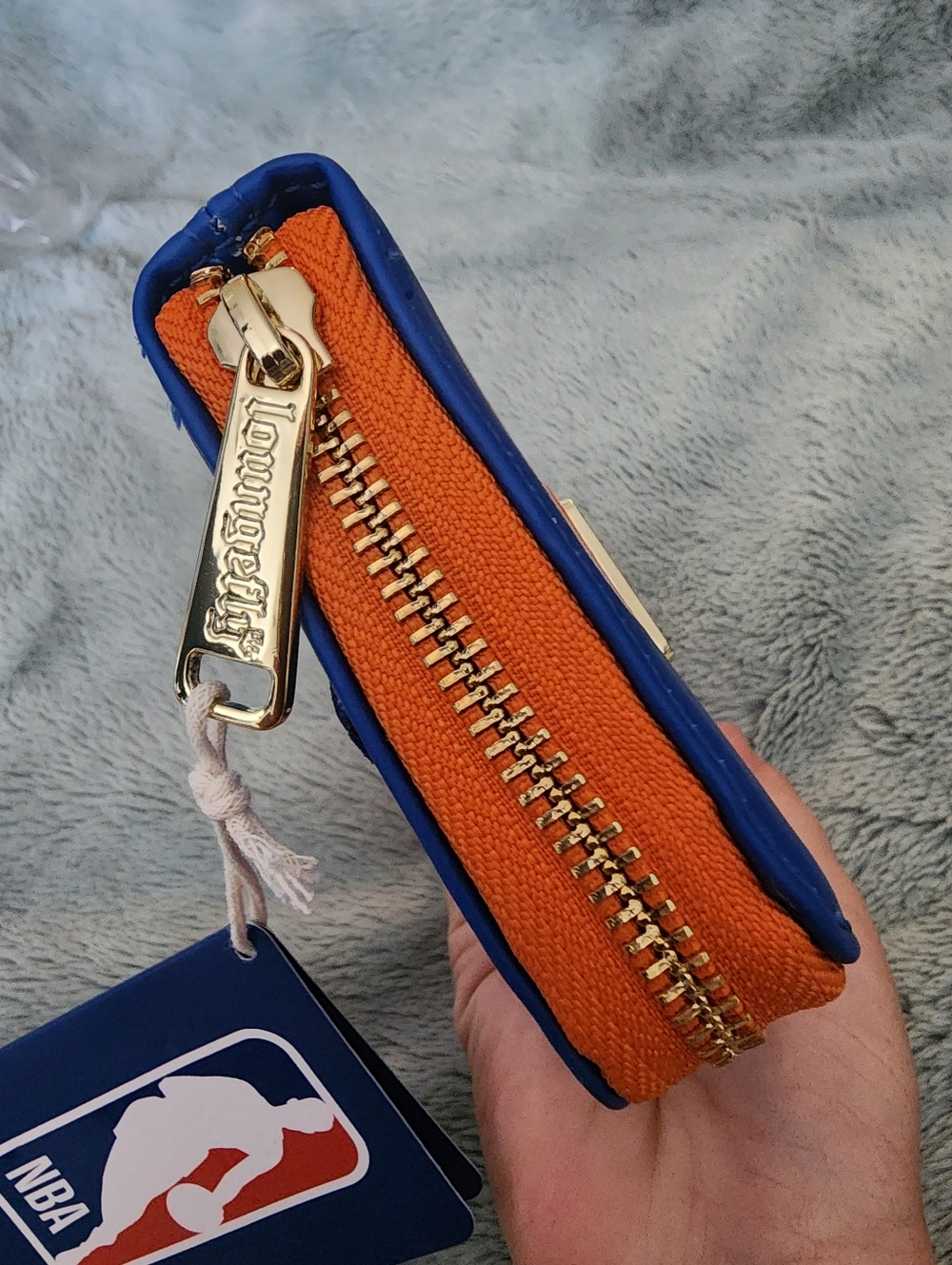 Loungefly NBA New York Knicks Patch Icons Zip Around Wallet Blue Orange - Picture 5 of 13